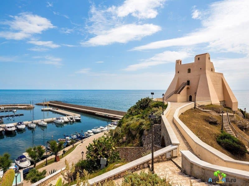 Город-курорт Сперлонга. Архитектура, природа, климат3