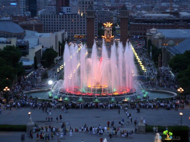 Поющие фонтаны Барселоны. Путеводитель, история, время посещения2