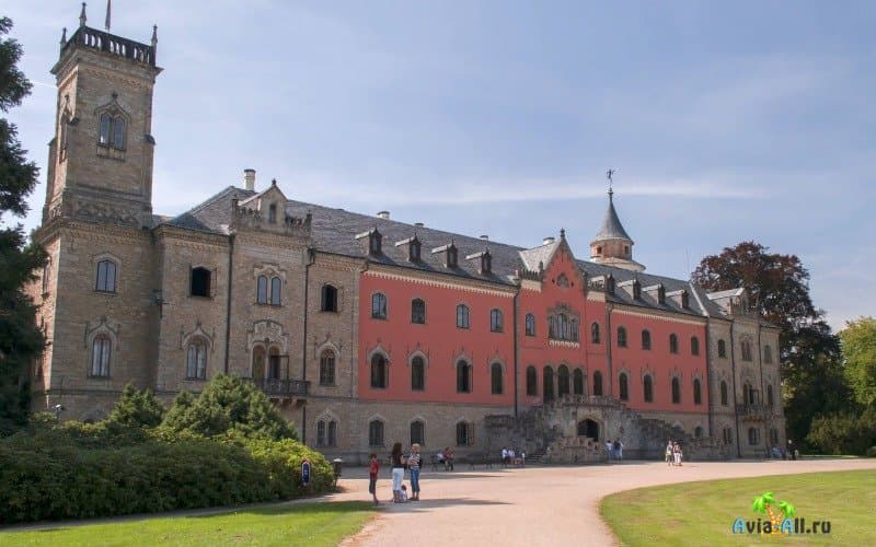 Замок Сихров в Чехии, история, описание, фото