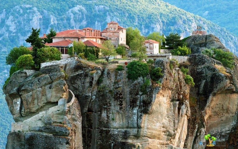 Монастыри Метеоры, Греция - современное чудо света