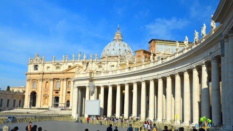 Рим для туристов: как одеваться в церковь