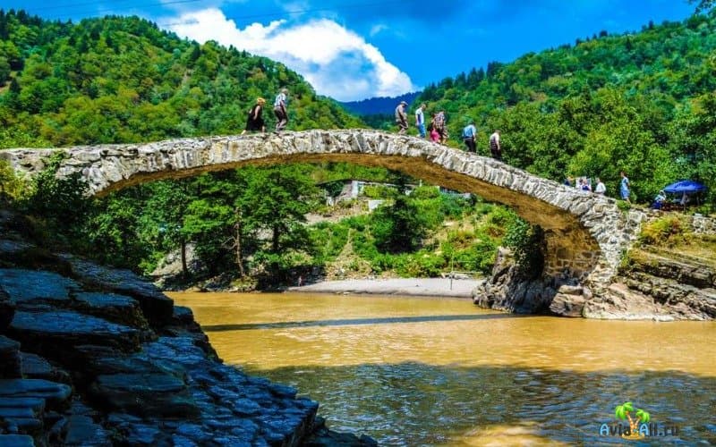 Мост царицы Тамары, Батуми, Грузия