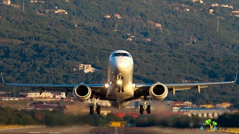 Аэропорт Тиват, Черногория