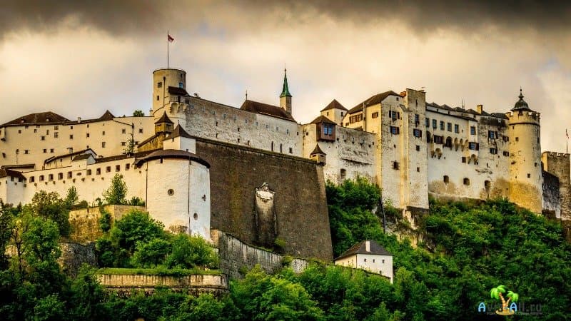 Замок Хоэнзальцбург, Австрия