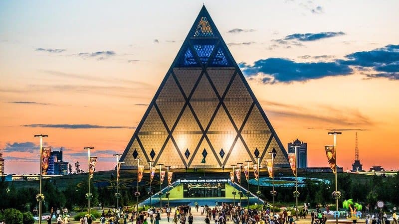 Дворец мира и согласия в Астане (Казахстан): архитектура, месторасположение, интересные факты