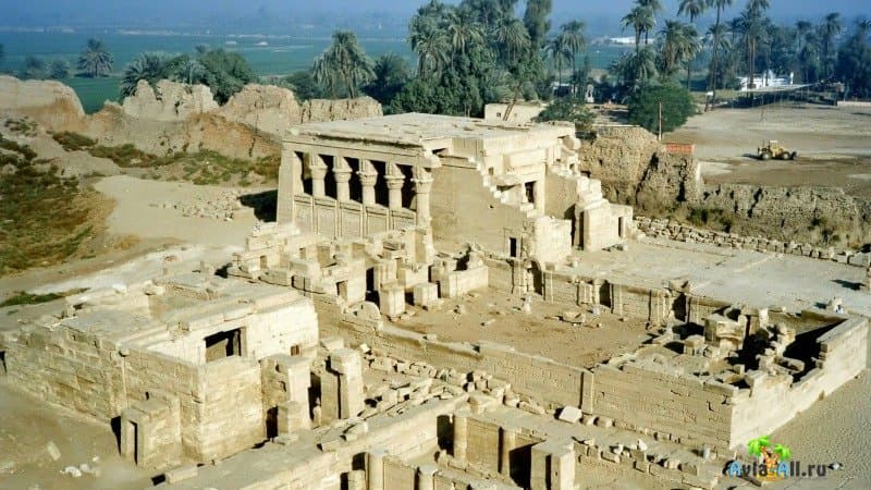 Храм Хатхор в Луксоре