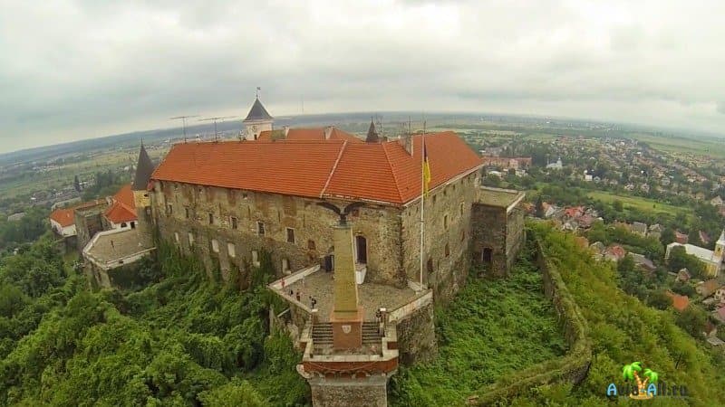 Мукачево крепость фото
