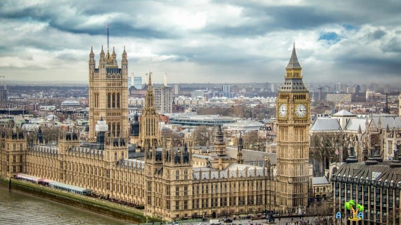Обзор Лондонской часовой башни. Легенды о Биг-Бене: вымысел или правда?3