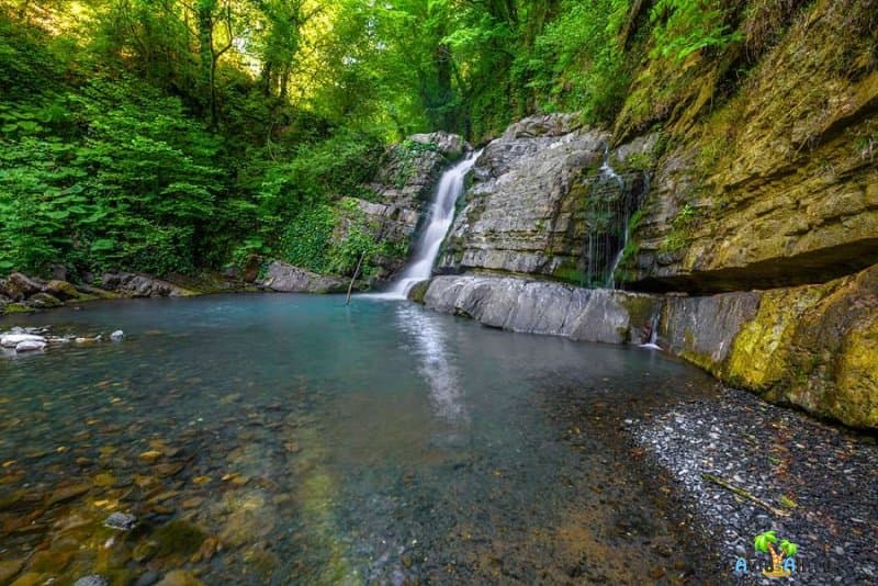 Ореховый водопад в сочи фото