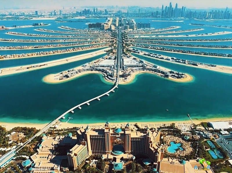 Море в ноябре Дубай
