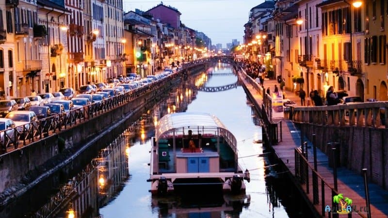 Город Милан фото