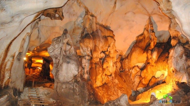 Пещера Ялан дунья