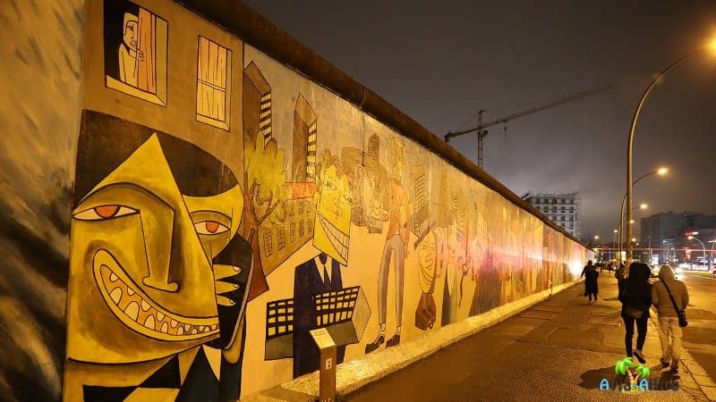 Берлинская стена фото