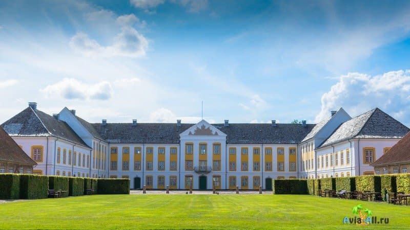 Августенборгский дворец