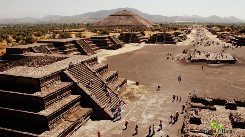 Мексиканские пирамиды Теотиуакан