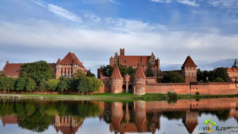 Замок Мариенбург Польша
