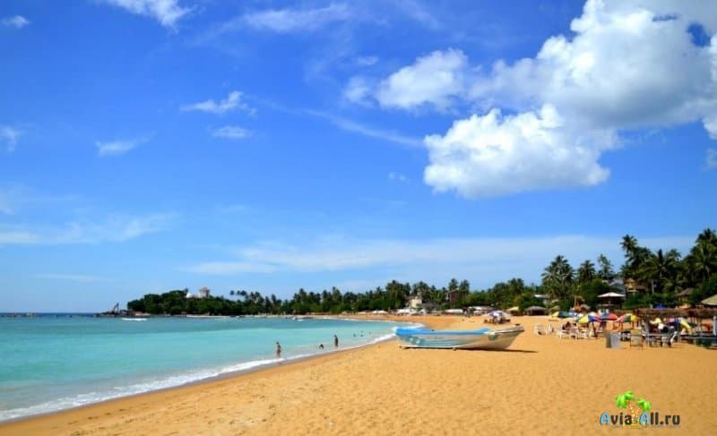 Курорт Унаватуна, Шри-Ланка: пляжи