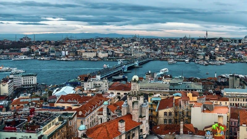Бухта золотой Рог Стамбул фото