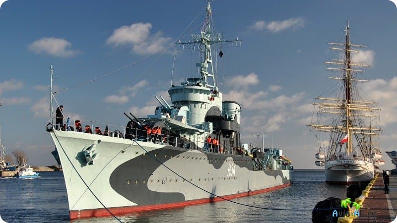 Польский военный корабль фото