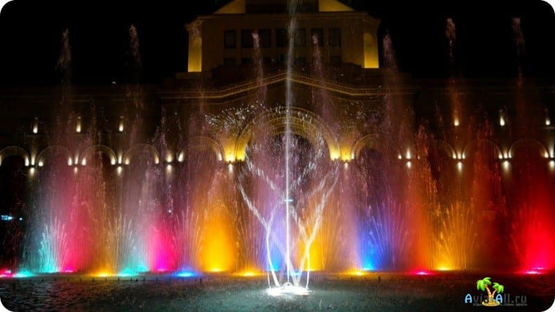 Музыкальный фонтан Ереван