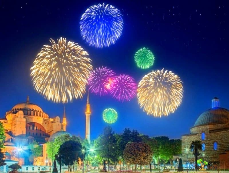 Новый год 2021 в Турции