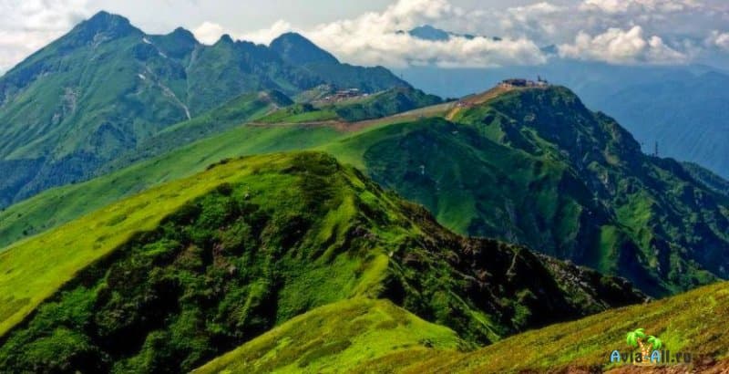 Отдых летом в горах России 2021: погода, особенности отдыха на природе в горах, как подготовиться, планирование поездки, активный отдых