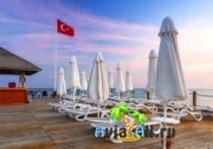 Турция открылась и начала смягчать условия для туристов