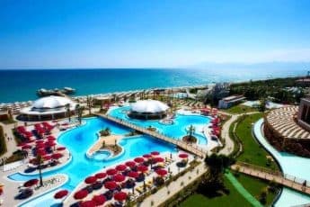 Можно ли сейчас улететь в Турцию? Правила въезда в страну летом 2022