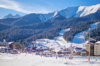 Горнолыжный курорт России Архыз 2023: начало сезона, ски-пасс, отели