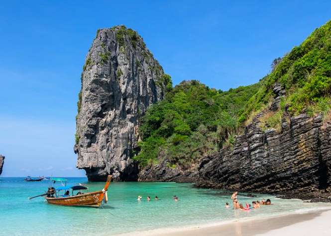 Таиланд в феврале: все о жаркой стране и курортах