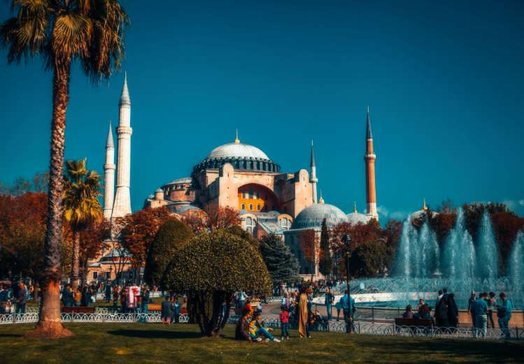 Можно ли ехать в Турцию в мае, июне 2023? Безопасно ли это? Землетрясения, въезд