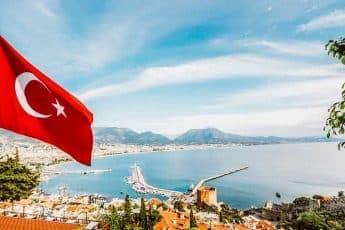 Бронировать ли туры в Турцию летом 2023 заранее? 