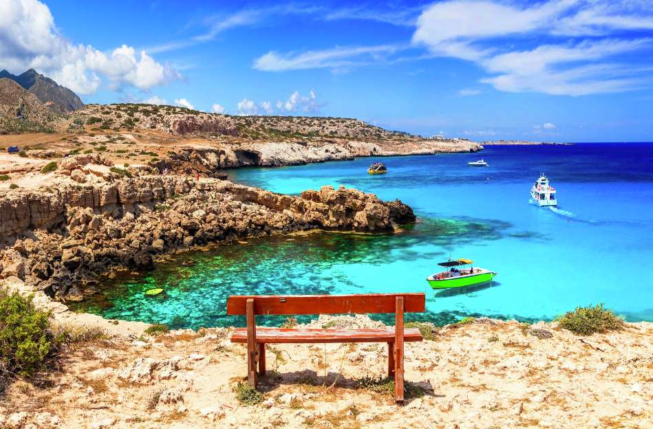 Стоит ли ехать на Кипр в июле? Погода, выбор курорта